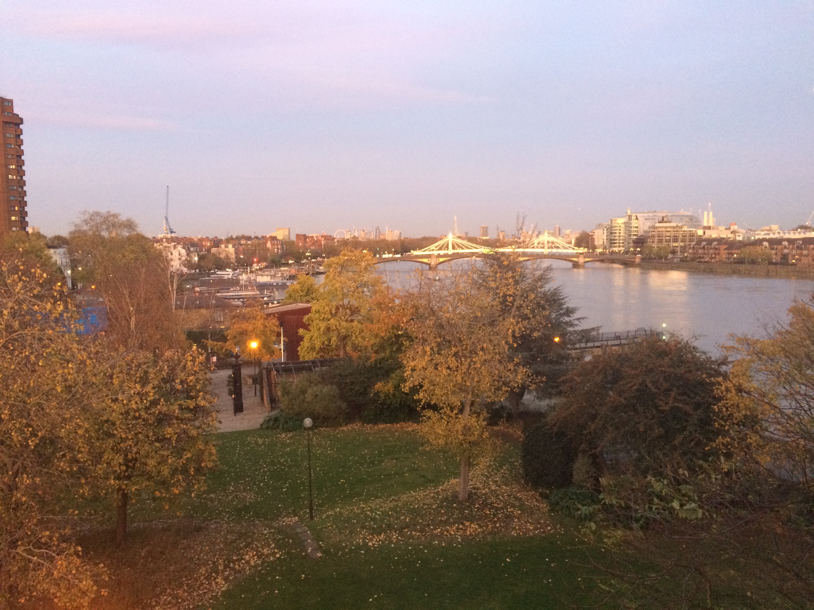 3715E42E-52BD-4FE6-827A-143276A3F76D